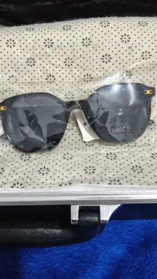 Gafas de sol azules y grises polarizadas