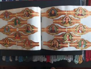 83 Vitolas Mujeres Literatas y Escritores Álvaro