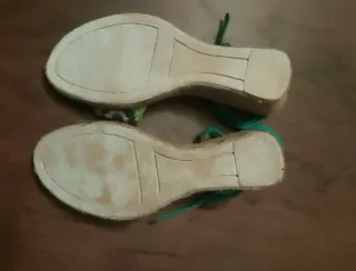 Sandalias cuña esparto crochet