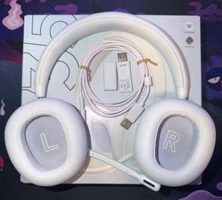 Auriculares Logitech G735