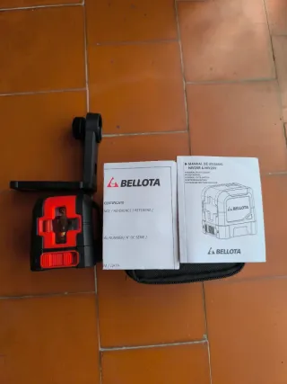 Nivel laser bellota NIV20V