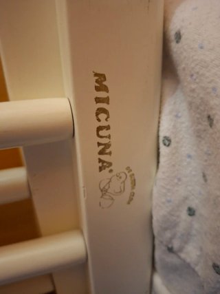 Cuna blanca "Micuna"con somier y colchón.