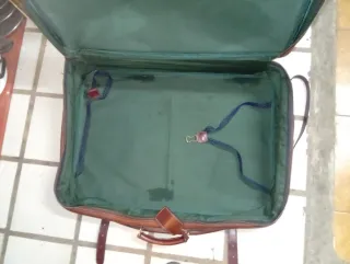 Juego de maletas de cuero marrón