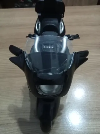Moto a escala 1/12 bmw k 1200 LT ACEPTO CAMBIO