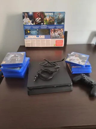 PS4 (PlayStation 4) Negra + 14 Juegos