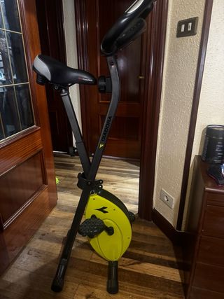 Bicicleta Estática Diadora Plegable