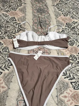 Bañador Cupshe marrón