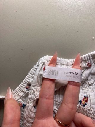 Top Zara floral blanco y rosa XSS