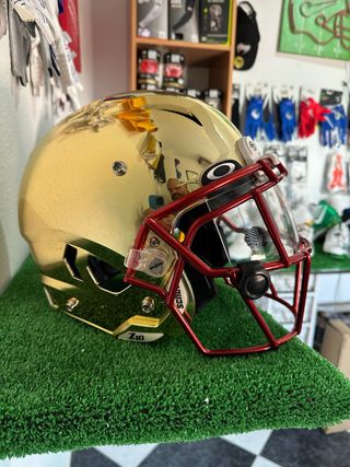 Casco Fútbol Americano Schutt Vengeance Dorado
