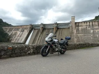 Yamaha Fazer Sportbike Negra/Plateada
