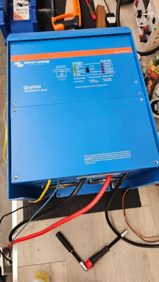 Inversor Cargador Victron Quattro 8000VA 24V