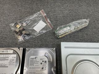 Lote Componentes PC: 2 HDDs + Lector LG