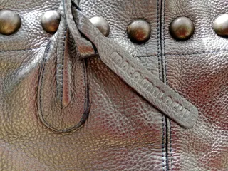 Bolso Malachi Piel Plateado