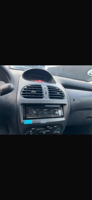 Peugeot 206 2004