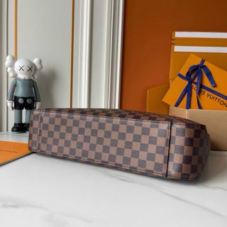 Bolso Louis Vuitton Marrón y Dorado