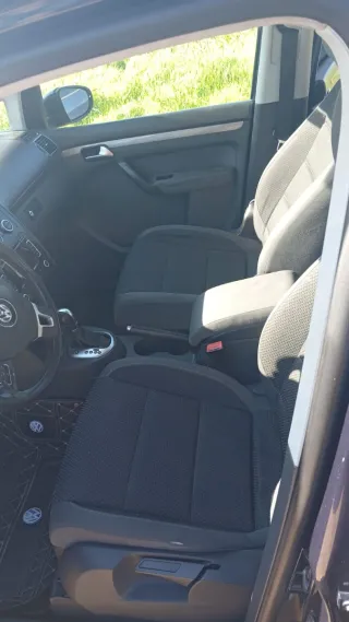 Volkswagen Touran 2012