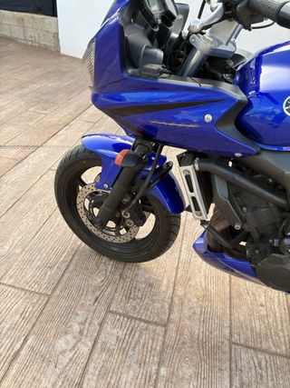 Yamaha FZ600 Naked Azul Manual