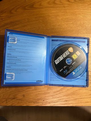 Guitar Hero Live PS4 + Guitarra