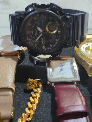 Lote de relojes varios