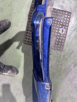 Defensa BMW E90 Azul