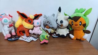 Peluche Pokémon Flareon y Sylveon