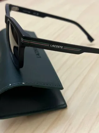 Gafas Lacoste y Ray-Ban Negras/Marrones