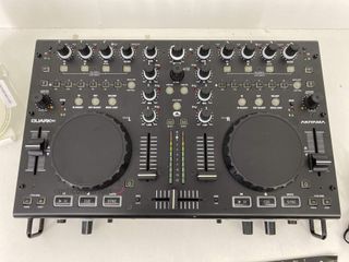 mesa mezclas akiyama quark sc pro dj midi controller