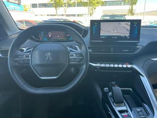 Peugeot 3008 Hybrid 225 Allure e-EAT8 165 kW (225 CV)