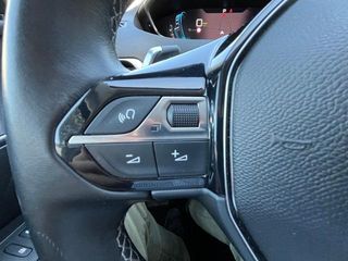 Peugeot 3008 Hybrid 225 Allure e-EAT8 165 kW (225 CV)
