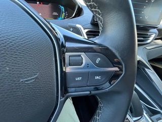 Peugeot 3008 Hybrid 225 Allure e-EAT8 165 kW (225 CV)
