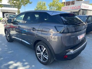 Peugeot 3008 Hybrid 225 Allure e-EAT8 165 kW (225 CV)
