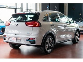 Kia e-Niro Drive (Long Range) 150 kW (204 CV)