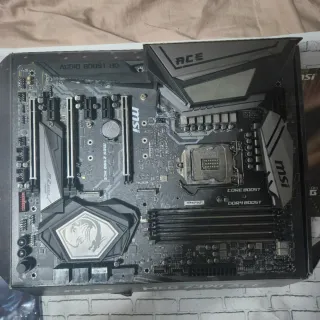 Placa Base MSI MEG Z390 ACE