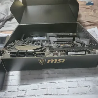 Placa Base MSI MEG Z390 ACE