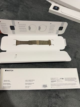 Apple Watch SE 2ª Gen 40mm + Cinturino Milano Oro Vecchio
