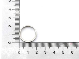 anillo oro 18k con piedra con diamante