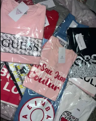 T-shirt Karl Lagerfeld e Versace