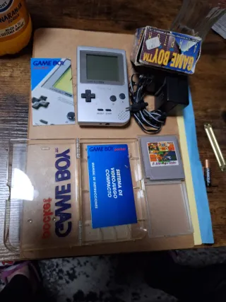 Nintendo Game Boy Pocket Plata
