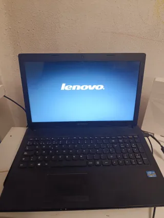 Portátil Lenovo Intel i7