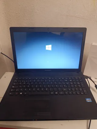 Portátil Lenovo Intel i7