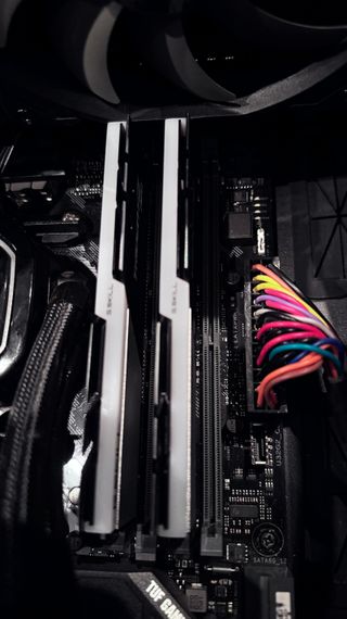 PC Gamer RTX 4060 / 32GB RAM / Ryzen 7