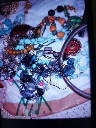 Lotto 40 gioielli bigiotteria