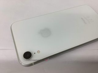 apple iphone xr 64gb