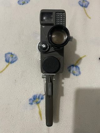 Cámara de cine antigua