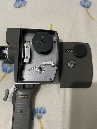 Cámara de cine antigua