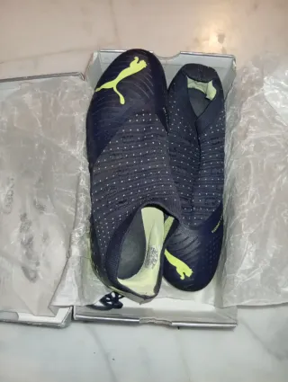 Botas de fútbol Puma Talla 41