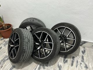 Llantas AMG R18 , con las gomas incluidas