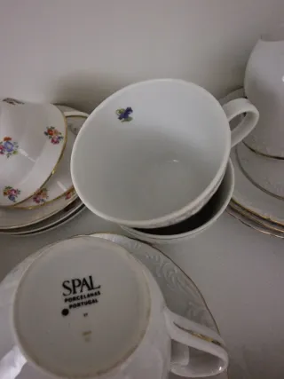 Serviço de Chá Porcelana 10 chavenas + pires,
