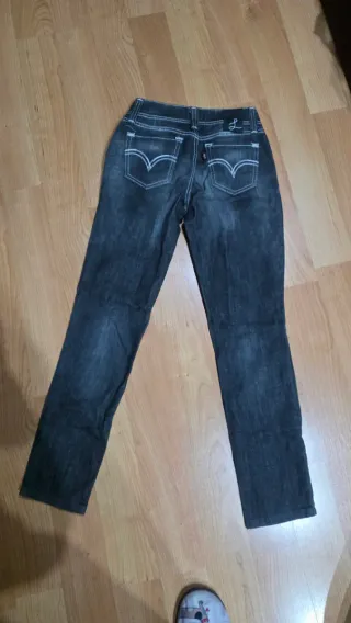 Levi's San Francisco W26 L32 Jeans