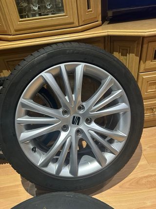 Llantas Seat León con Neumáticos